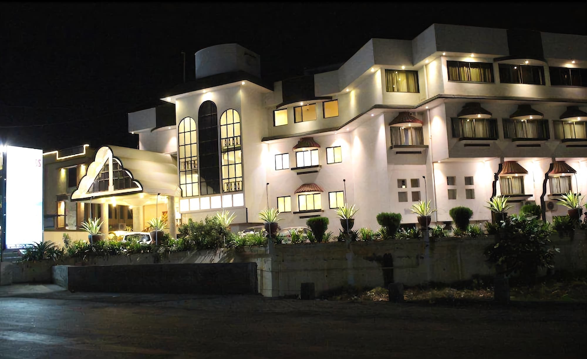 Hotel Princess Park Daman Extérieur photo