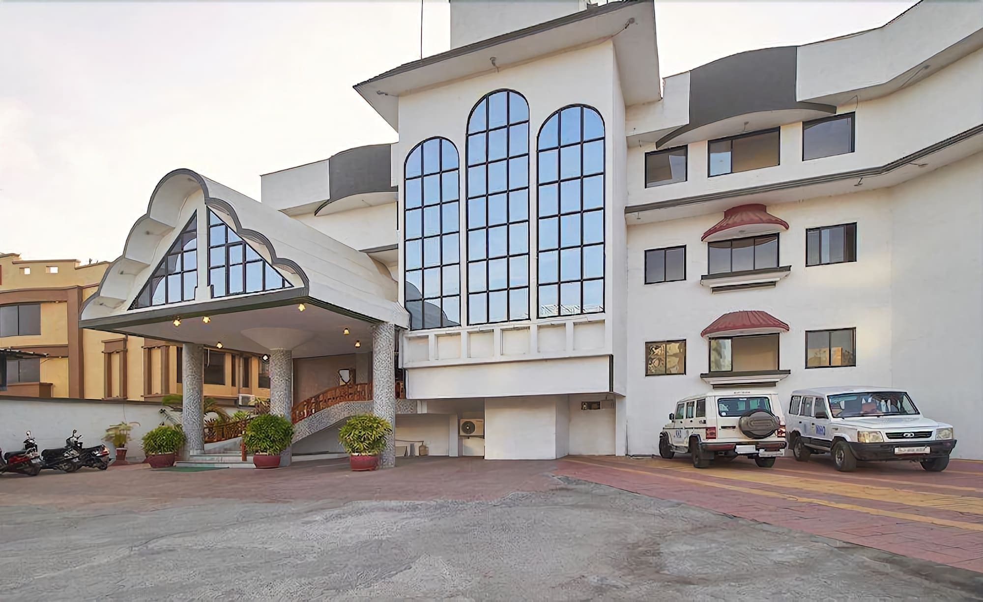 Hotel Princess Park Daman Extérieur photo